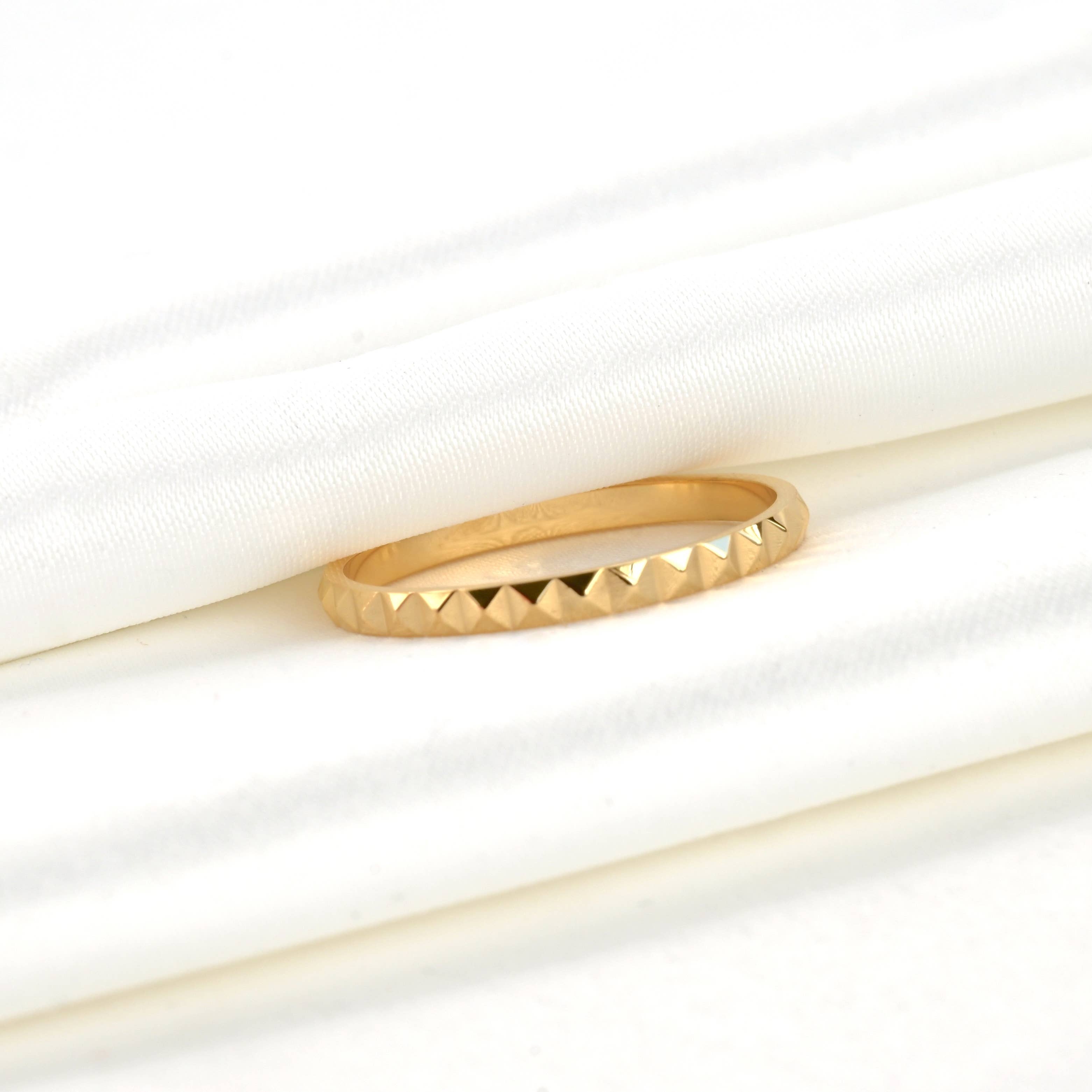 18k Gold Thin Stacker Ring - Waterproof Pyramid Ring