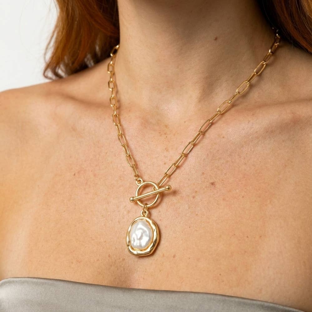 Pearl Pendant Dainty Toggle Chain Necklace