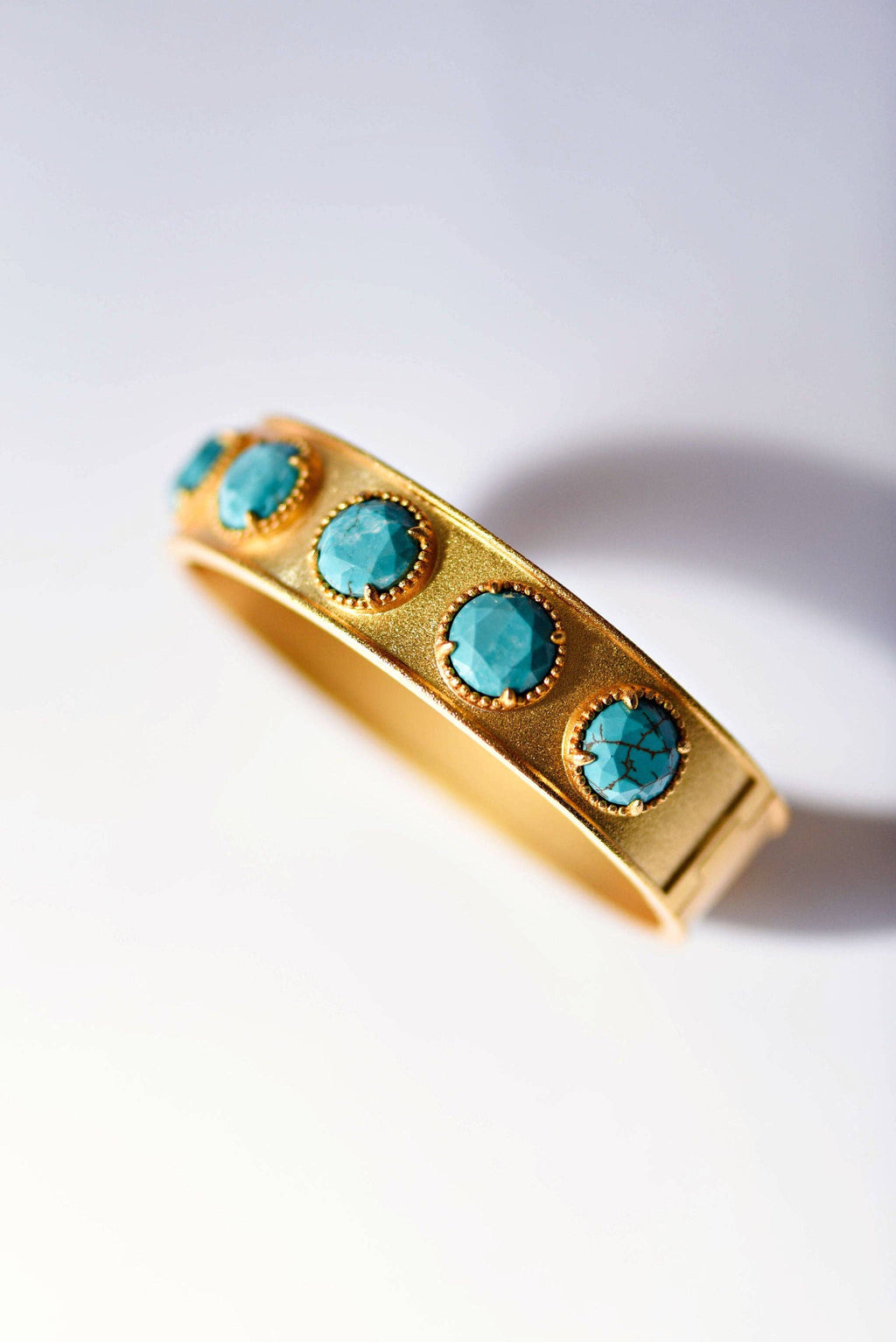 Clara Bangle