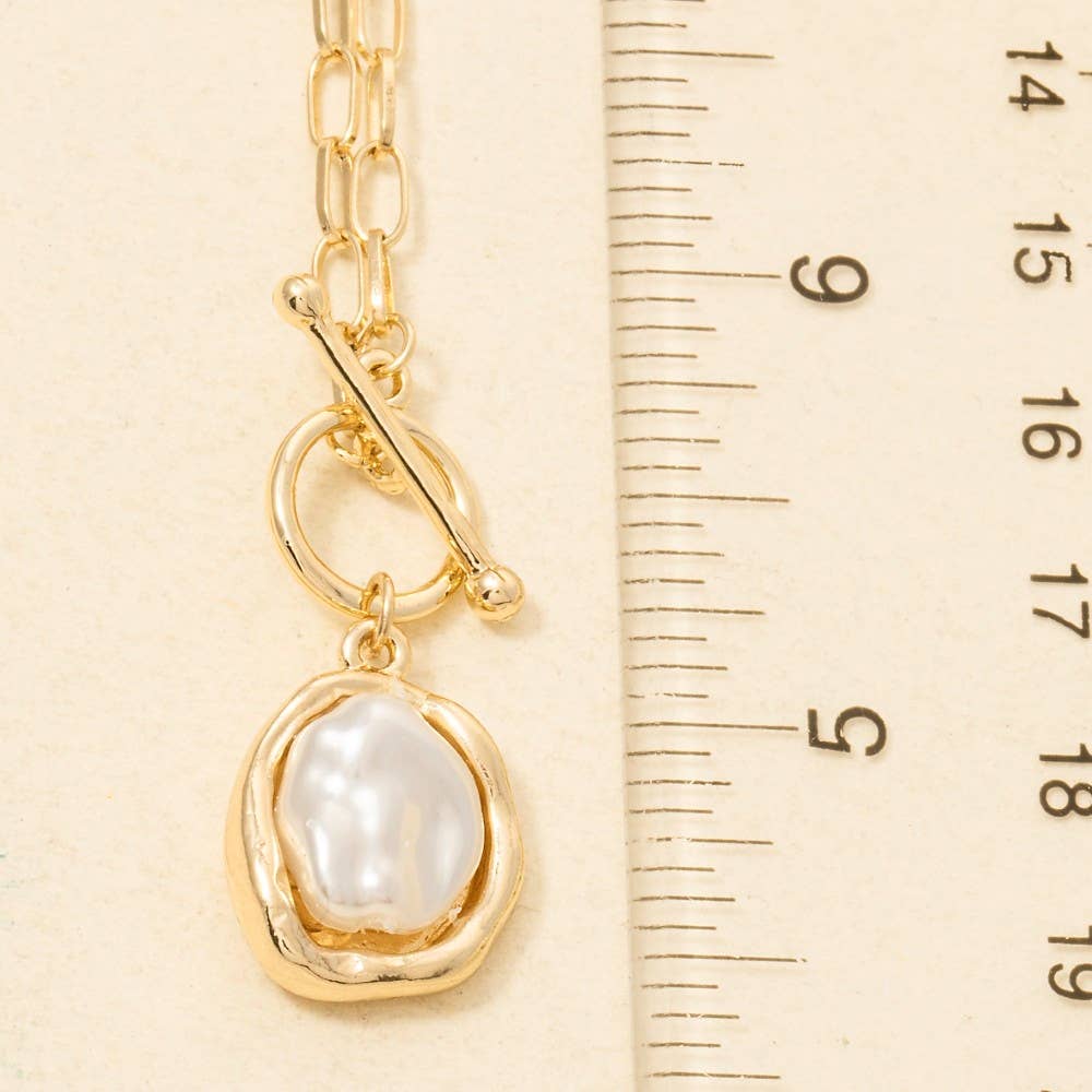 Pearl Pendant Dainty Toggle Chain Necklace